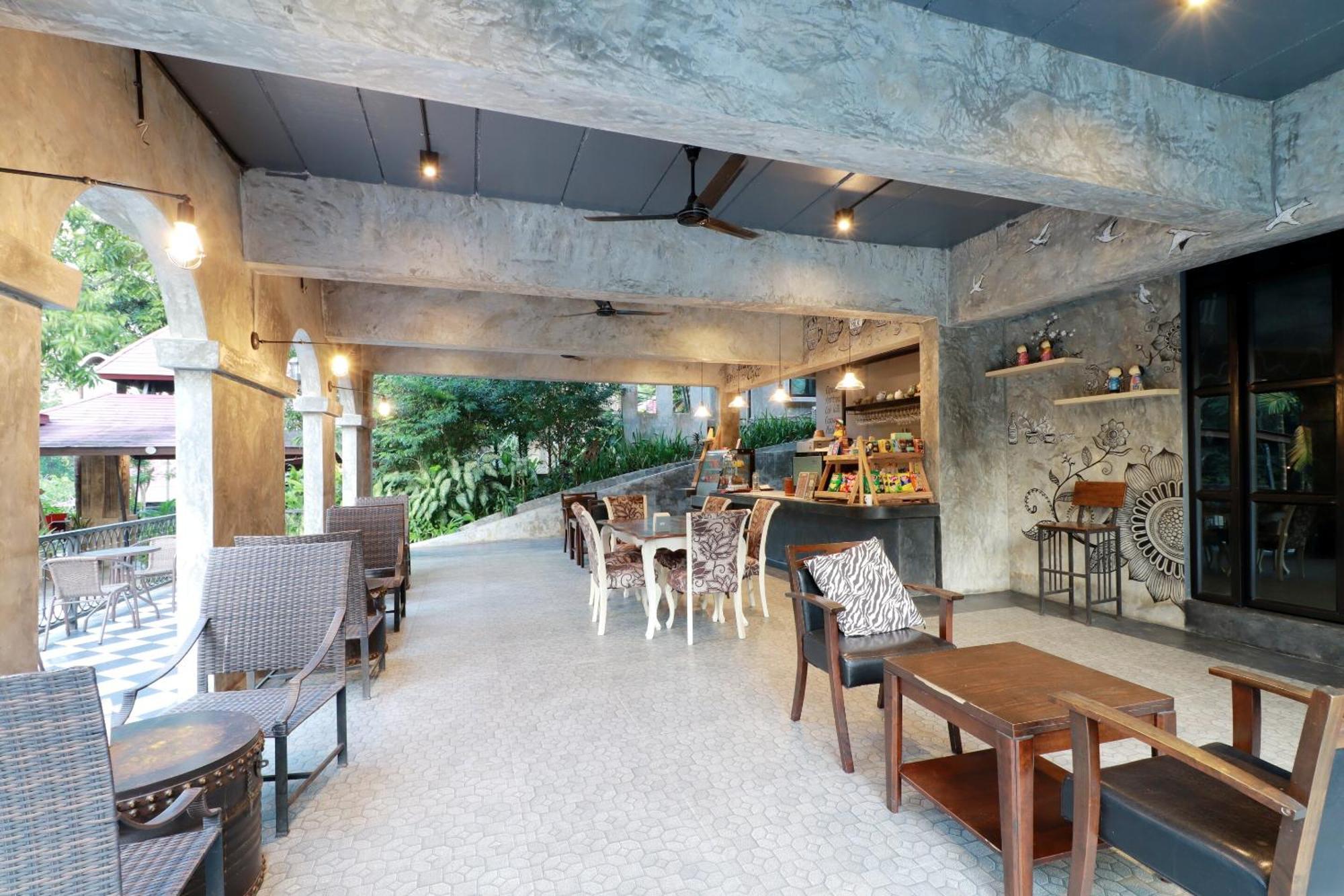 Capital O 464 At Nata Chiangmai Chic Jungle Hotell Mae Rim Eksteriør bilde